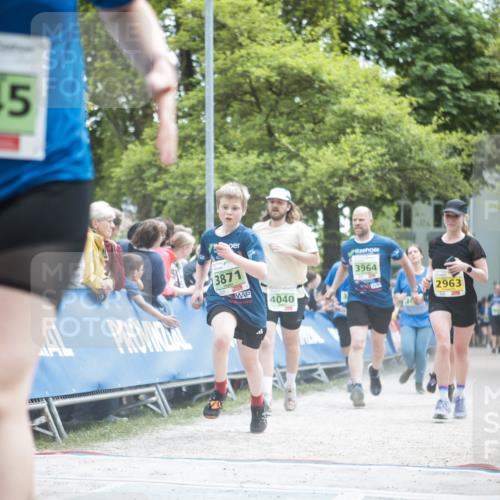 09.05.2026 - Störlauf H.Heesch http://msf.ph/oto/9681846 09.05.2026 17:34:00 Ziel 4045, 3871, 4040, 3964, 2963 meine-sportfotos.de