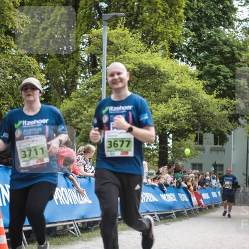 09.05.2026 - Störlauf H.Heesch http://msf.ph/oto/9681989 09.05.2026 17:36:28 Ziel 3711, 3677, 3671 meine-sportfotos.de
