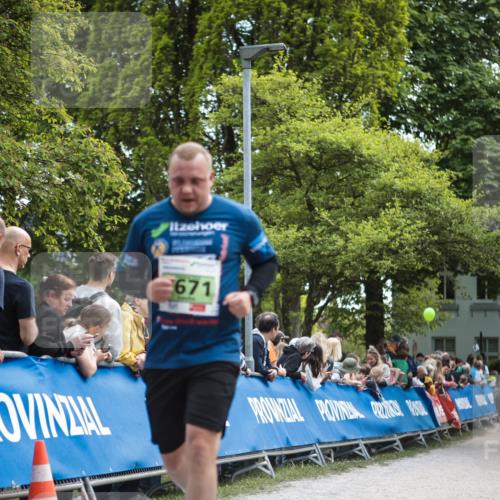 09.05.2026 - Störlauf H.Heesch http://msf.ph/oto/9681993 09.05.2026 17:36:36 Ziel 671 meine-sportfotos.de