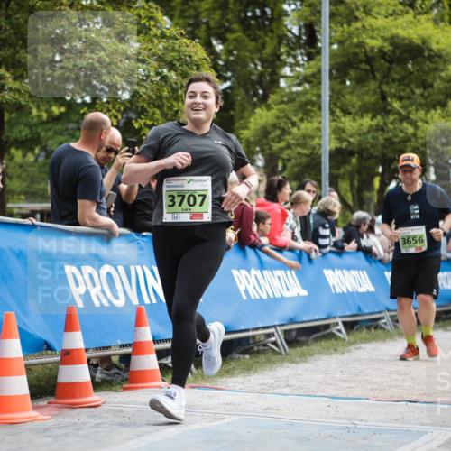 09.05.2026 - Störlauf H.Heesch http://msf.ph/oto/9682048 09.05.2026 17:37:50 Ziel 3707, 3656, 2985 meine-sportfotos.de