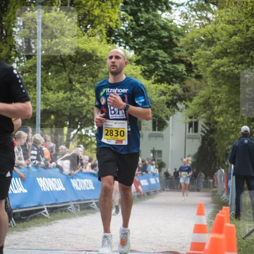 09.05.2026 - Störlauf H.Heesch http://msf.ph/oto/9682154 09.05.2026 17:39:40 Ziel 3027, 2830 meine-sportfotos.de
