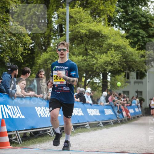 09.05.2026 - Störlauf H.Heesch http://msf.ph/oto/9682338 09.05.2026 17:45:23 Ziel 300 meine-sportfotos.de