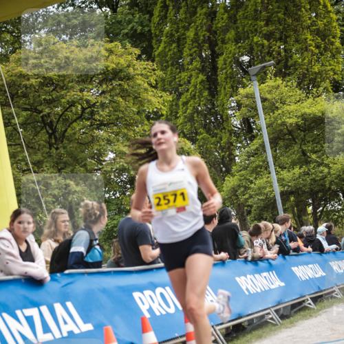 09.05.2026 - Störlauf H.Heesch http://msf.ph/oto/9682340 09.05.2026 17:45:30 Ziel 2571 meine-sportfotos.de