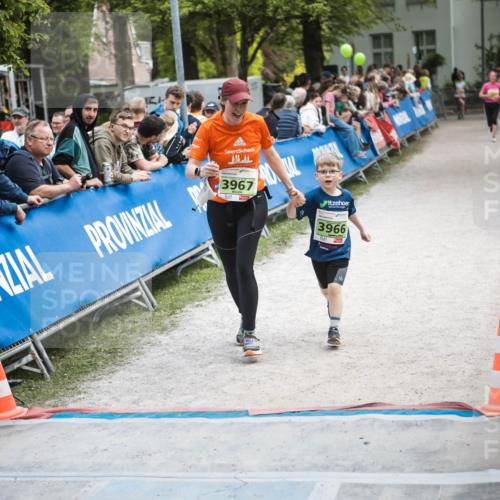 09.05.2026 - Störlauf H.Heesch http://msf.ph/oto/9682450 09.05.2026 17:49:14 Ziel 3967, 3966 meine-sportfotos.de