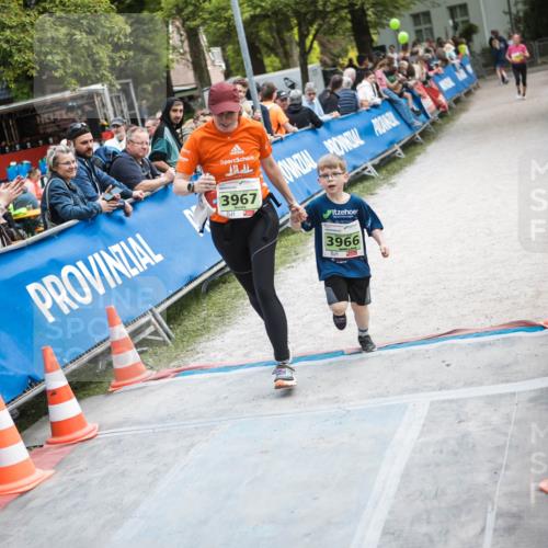 09.05.2026 - Störlauf H.Heesch http://msf.ph/oto/9682453 09.05.2026 17:49:15 Ziel 14825, 3967, 3966 meine-sportfotos.de
