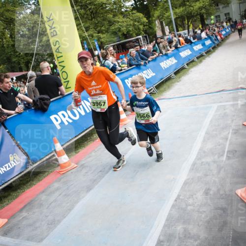 09.05.2026 - Störlauf H.Heesch http://msf.ph/oto/9682458 09.05.2026 17:49:16 Ziel 24, 3967, 3966 meine-sportfotos.de