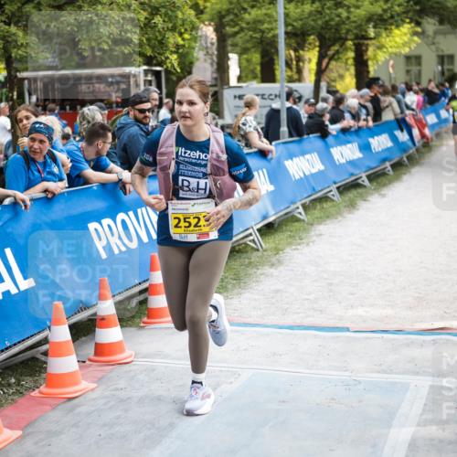 09.05.2026 - Störlauf H.Heesch http://msf.ph/oto/9682628 09.05.2026 17:59:48 Ziel 252 meine-sportfotos.de