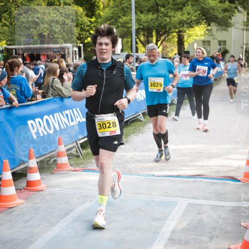 09.05.2026 - Störlauf H.Heesch http://msf.ph/oto/9682766 09.05.2026 18:11:27 Ziel 3028, 3029, 4187 meine-sportfotos.de