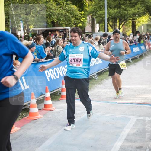 09.05.2026 - Störlauf H.Heesch http://msf.ph/oto/9682775 09.05.2026 18:11:32 Ziel 4132, 4187, 2984 meine-sportfotos.de