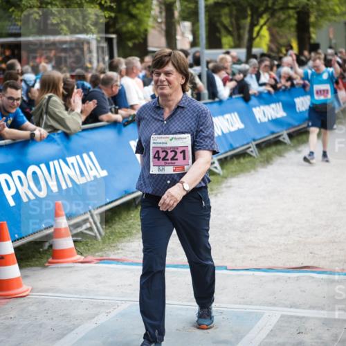 09.05.2026 - Störlauf H.Heesch http://msf.ph/oto/9682832 09.05.2026 18:14:25 Ziel 2026, 4221, 4172 meine-sportfotos.de
