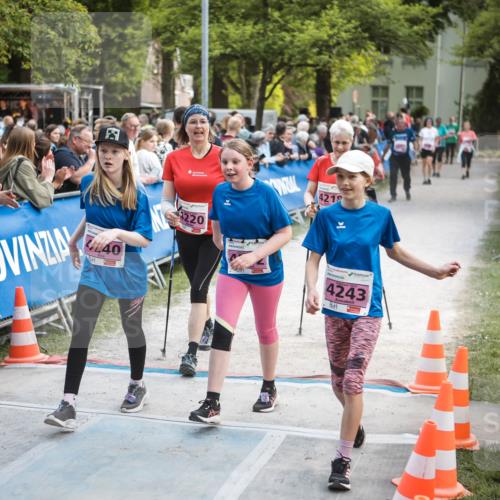 09.05.2026 - Störlauf H.Heesch http://msf.ph/oto/9682858 09.05.2026 18:14:55 Ziel 40, 220, 4219, 4243 meine-sportfotos.de