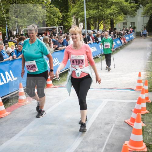 09.05.2026 - Störlauf H.Heesch http://msf.ph/oto/9682878 09.05.2026 18:15:12 Ziel 4108, 4107 meine-sportfotos.de