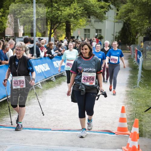 09.05.2026 - Störlauf H.Heesch http://msf.ph/oto/9682907 09.05.2026 18:16:08 Ziel 4230, 4225, 4208, 4128 meine-sportfotos.de