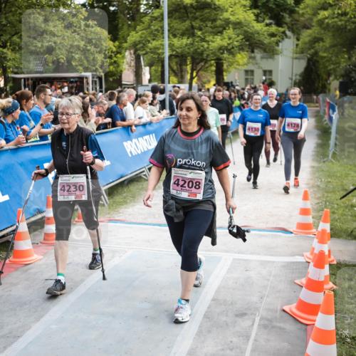 09.05.2026 - Störlauf H.Heesch http://msf.ph/oto/9682911 09.05.2026 18:16:09 Ziel 4230, 4208, 4130, 02, 4128 meine-sportfotos.de