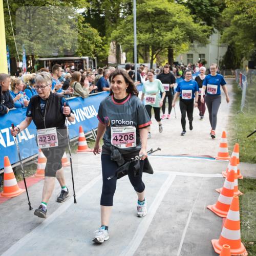 09.05.2026 - Störlauf H.Heesch http://msf.ph/oto/9682912 09.05.2026 18:16:09 Ziel 4230, 4208, 4225, 206, 4130, 4128 meine-sportfotos.de