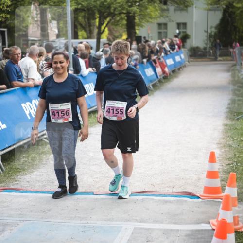 09.05.2026 - Störlauf H.Heesch http://msf.ph/oto/9682954 09.05.2026 18:17:05 Ziel 4156, 4155 meine-sportfotos.de