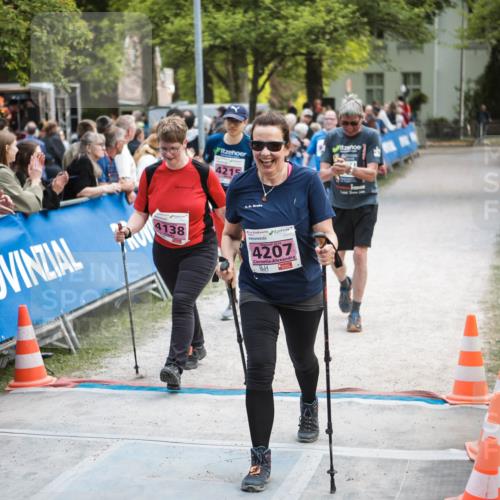 09.05.2026 - Störlauf H.Heesch http://msf.ph/oto/9682971 09.05.2026 18:17:56 Ziel 4215, 4138, 4207 meine-sportfotos.de
