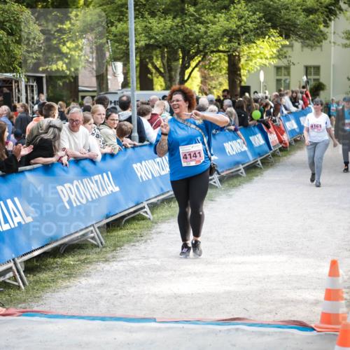09.05.2026 - Störlauf H.Heesch http://msf.ph/oto/9683018 09.05.2026 18:19:34 Ziel 4141, 4161, 16 meine-sportfotos.de