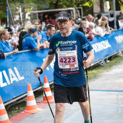 09.05.2026 - Störlauf H.Heesch http://msf.ph/oto/9683040 09.05.2026 18:19:58 Ziel 2026, 4223, 4167 meine-sportfotos.de