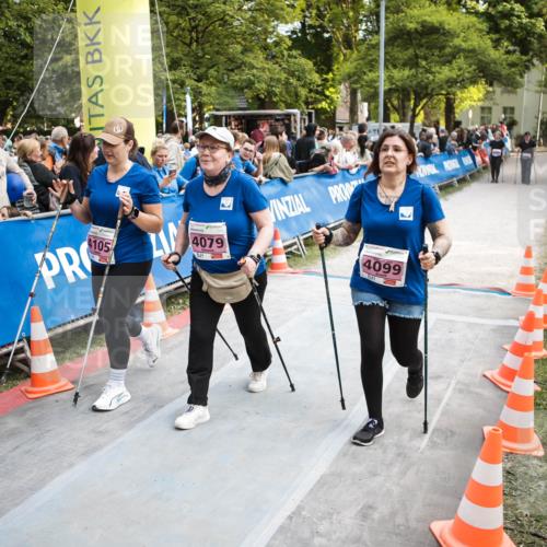 09.05.2026 - Störlauf H.Heesch http://msf.ph/oto/9683063 09.05.2026 18:20:52 Ziel 4105, 4079, 4099 meine-sportfotos.de