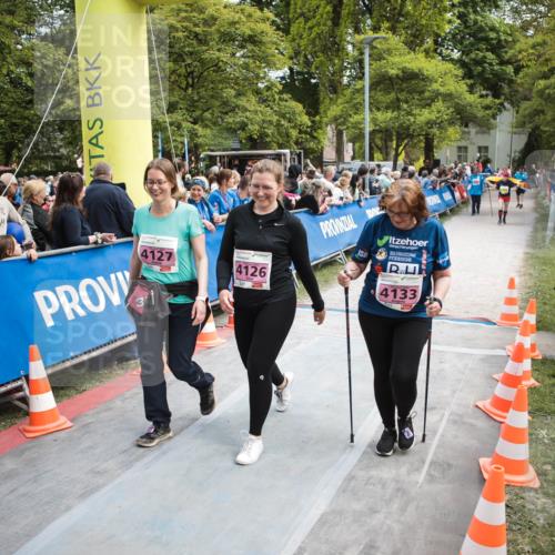 09.05.2026 - Störlauf H.Heesch http://msf.ph/oto/9683088 09.05.2026 18:21:44 Ziel 4127, 3, 4126, 96, 4133 meine-sportfotos.de