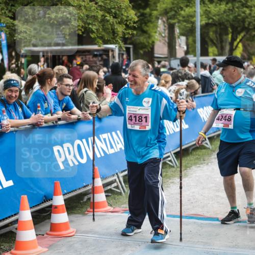 09.05.2026 - Störlauf H.Heesch http://msf.ph/oto/9683100 09.05.2026 18:21:58 Ziel 4181, 4248, 4090 meine-sportfotos.de
