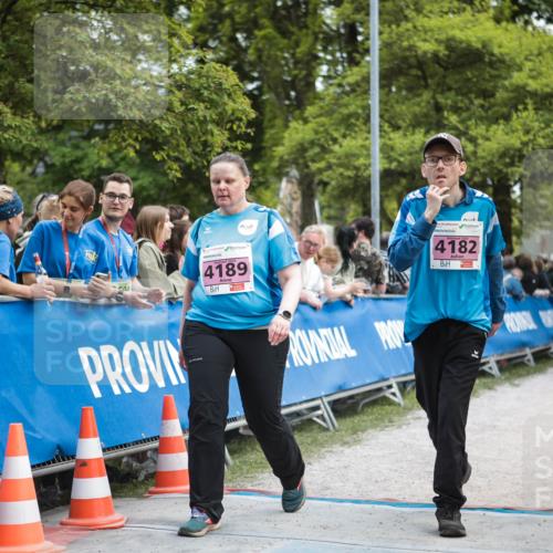 09.05.2026 - Störlauf H.Heesch http://msf.ph/oto/9683127 09.05.2026 18:22:36 Ziel 4182, 4189 meine-sportfotos.de