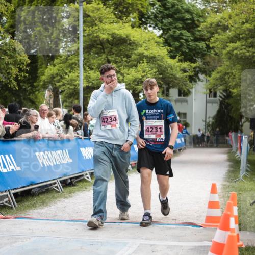 09.05.2026 - Störlauf H.Heesch http://msf.ph/oto/9683142 09.05.2026 18:23:39 Ziel 4234, 4231 meine-sportfotos.de