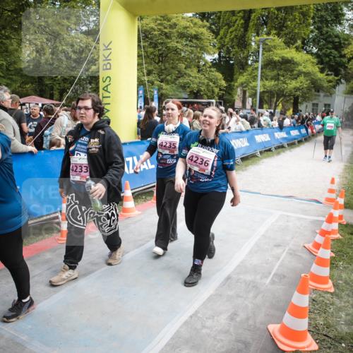 09.05.2026 - Störlauf H.Heesch http://msf.ph/oto/9683183 09.05.2026 18:24:54 Ziel 4077, 2, 4235, 4236 meine-sportfotos.de