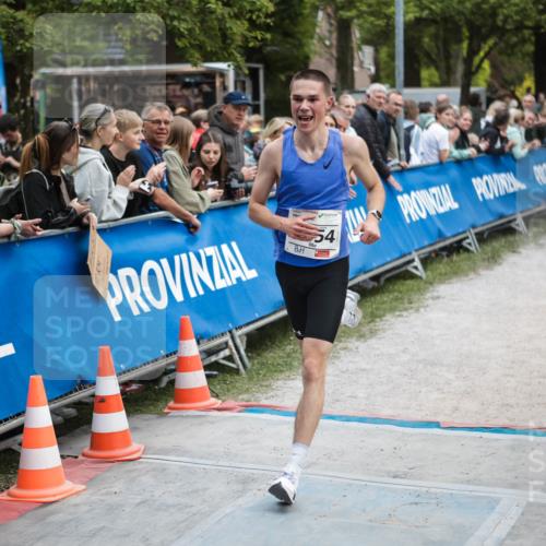 09.05.2026 - Störlauf H.Heesch http://msf.ph/oto/9683283 09.05.2026 18:36:22 Ziel 54 meine-sportfotos.de