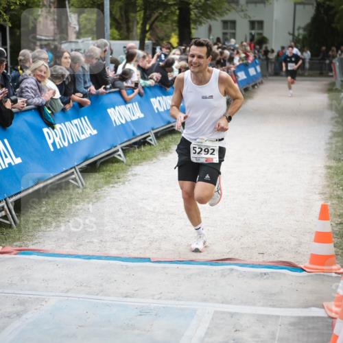 09.05.2026 - Störlauf H.Heesch http://msf.ph/oto/9683419 09.05.2026 18:42:33 Ziel 5292 meine-sportfotos.de