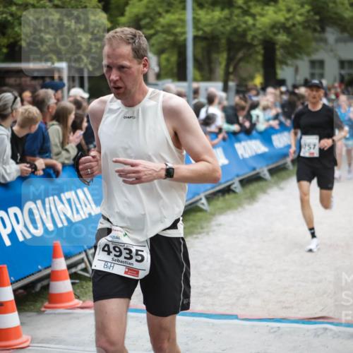 09.05.2026 - Störlauf H.Heesch http://msf.ph/oto/9683441 09.05.2026 18:43:00 Ziel 2026, 4935, 60 meine-sportfotos.de