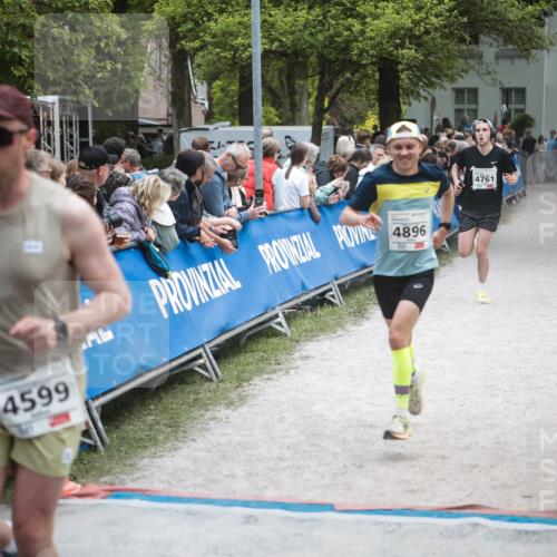09.05.2026 - Störlauf H.Heesch http://msf.ph/oto/9683515 09.05.2026 18:44:28 Ziel 4599, 4896, 4761 meine-sportfotos.de