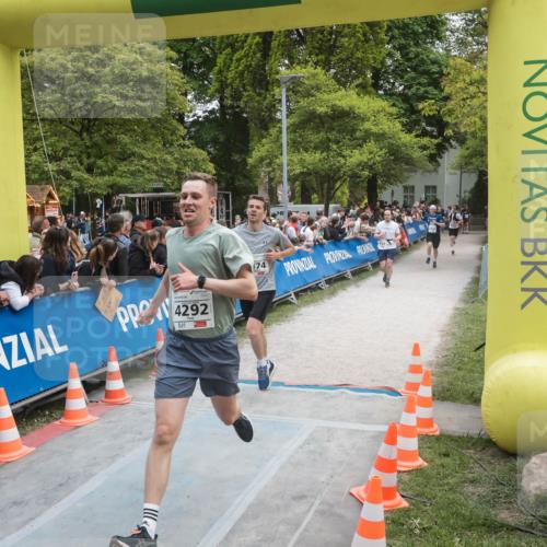 09.05.2026 - Störlauf H.Heesch http://msf.ph/oto/9683760 09.05.2026 18:52:06 Ziel 10, 4292, 60 meine-sportfotos.de
