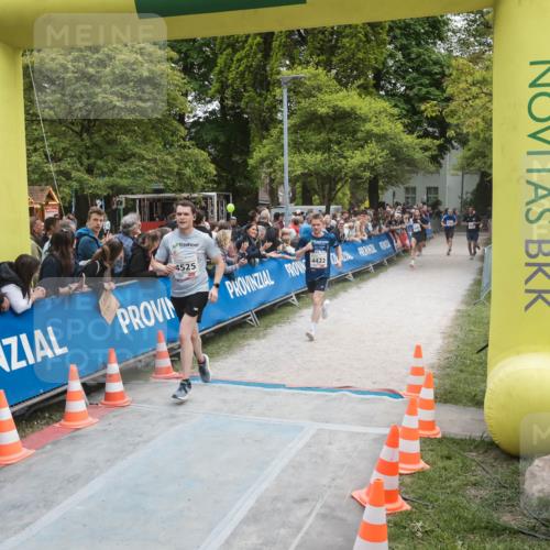 09.05.2026 - Störlauf H.Heesch http://msf.ph/oto/9683813 09.05.2026 18:53:58 Ziel 4525 meine-sportfotos.de
