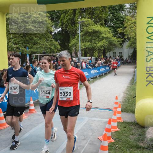 09.05.2026 - Störlauf H.Heesch http://msf.ph/oto/9683900 09.05.2026 18:57:04 Ziel 4806, 5144, 5059 meine-sportfotos.de