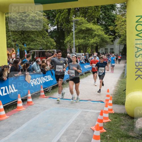09.05.2026 - Störlauf H.Heesch http://msf.ph/oto/9683928 09.05.2026 18:58:23 Ziel 5302, 5301, 4669, 26 meine-sportfotos.de