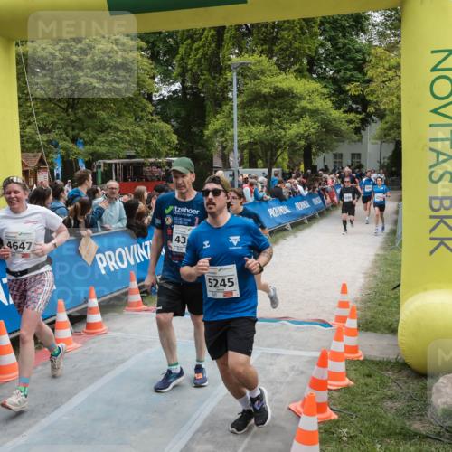09.05.2026 - Störlauf H.Heesch http://msf.ph/oto/9683943 09.05.2026 18:58:50 Ziel 4647, 43, 5245 meine-sportfotos.de