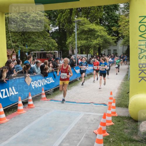 09.05.2026 - Störlauf H.Heesch http://msf.ph/oto/9683952 09.05.2026 18:59:02 Ziel 90 meine-sportfotos.de