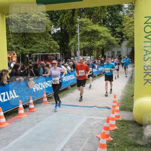 09.05.2026 - Störlauf H.Heesch http://msf.ph/oto/9683988 09.05.2026 19:00:17 Ziel 5169, 5168, 20 meine-sportfotos.de