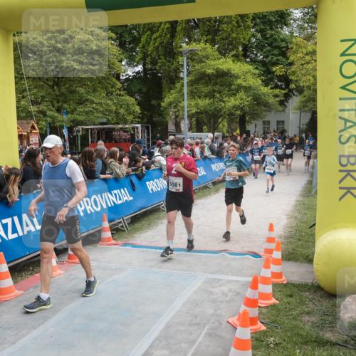 09.05.2026 - Störlauf H.Heesch http://msf.ph/oto/9684004 09.05.2026 19:00:44 Ziel 88 meine-sportfotos.de