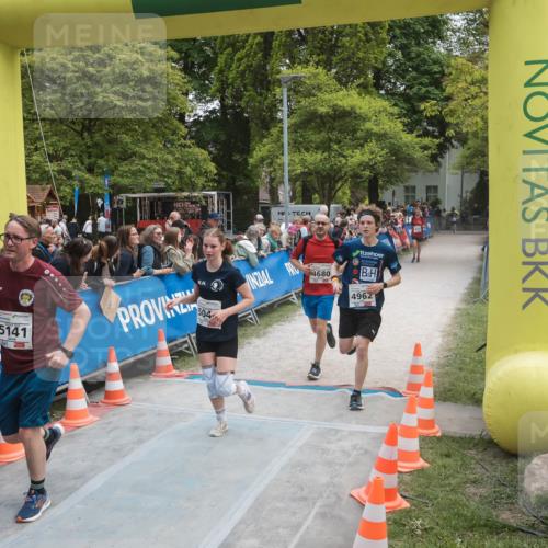 09.05.2026 - Störlauf H.Heesch http://msf.ph/oto/9684017 09.05.2026 19:01:06 Ziel 5141, 4962, 09 meine-sportfotos.de