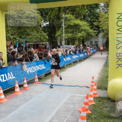 09.05.2026 - Störlauf H.Heesch http://msf.ph/oto/9684028 09.05.2026 19:01:49 Ziel 25 meine-sportfotos.de