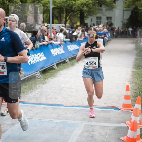 09.05.2026 - Störlauf H.Heesch http://msf.ph/oto/9684292 09.05.2026 18:48:17 Ziel 5278, 4444, 4970 meine-sportfotos.de