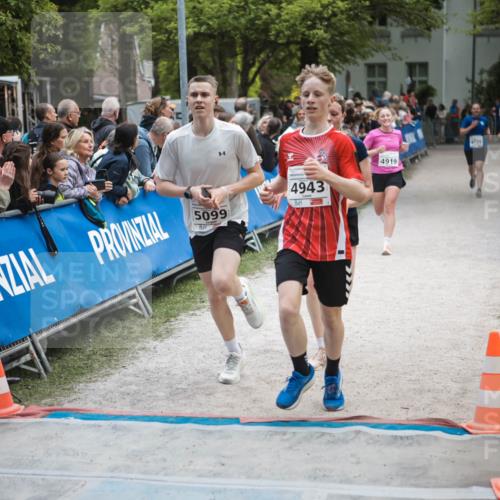 09.05.2026 - Störlauf H.Heesch http://msf.ph/oto/9684374 09.05.2026 18:49:27 Ziel 5099, 4943, 4919, 4706 meine-sportfotos.de