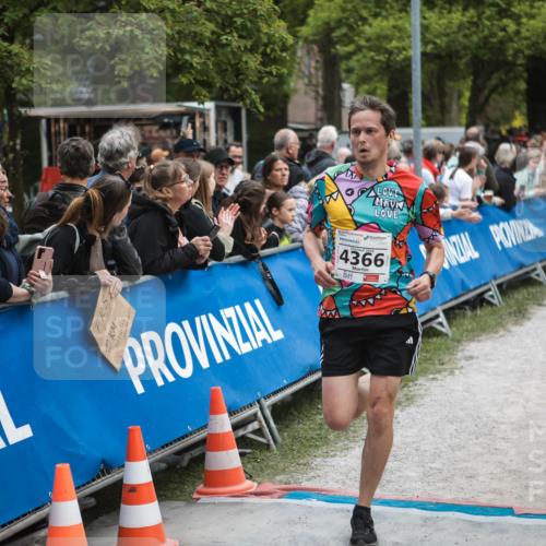09.05.2026 - Störlauf H.Heesch http://msf.ph/oto/9684399 09.05.2026 18:49:52 Ziel 4366 meine-sportfotos.de