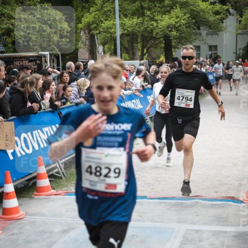 09.05.2026 - Störlauf H.Heesch http://msf.ph/oto/9684413 09.05.2026 18:50:06 Ziel 4829, 4794 meine-sportfotos.de