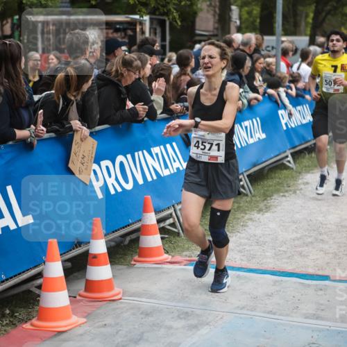 09.05.2026 - Störlauf H.Heesch http://msf.ph/oto/9684498 09.05.2026 18:51:06 Ziel 4571, 50, 5215 meine-sportfotos.de