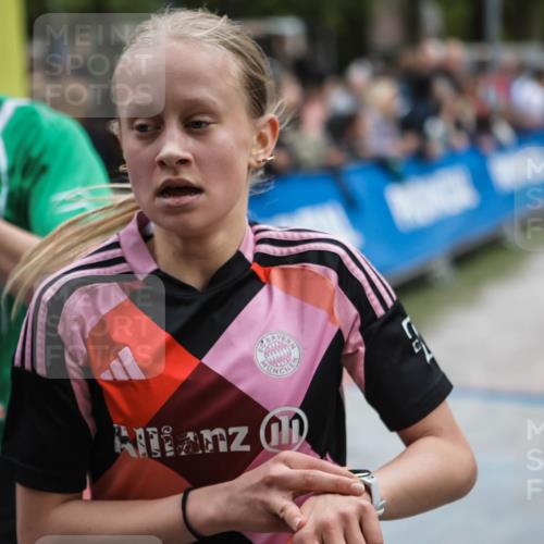 09.05.2026 - Störlauf H.Heesch http://msf.ph/oto/9684518 09.05.2026 18:51:22 Ziel 205, 763, 419 meine-sportfotos.de