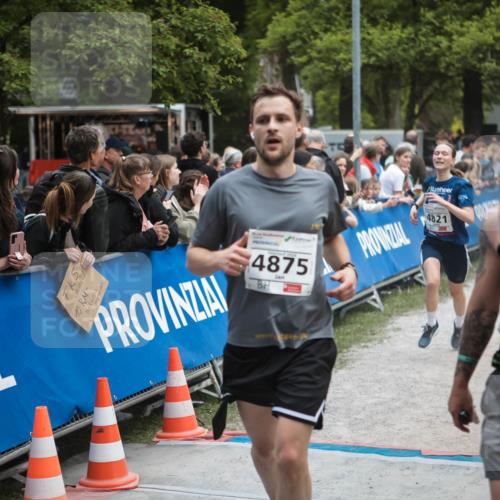 09.05.2026 - Störlauf H.Heesch http://msf.ph/oto/9684547 09.05.2026 18:51:56 Ziel 5273, 4875, 4821, 2964 meine-sportfotos.de